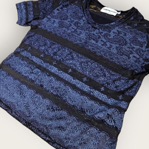 Enara Magile Sheer Panel Blue Paisley Tee - Picture 9 of 10